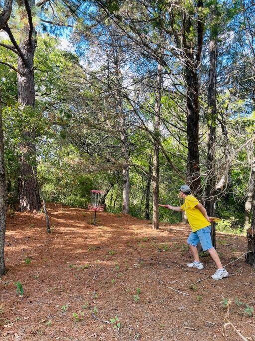 Bastrop Tiny Disc Golf Retreat Exterior foto