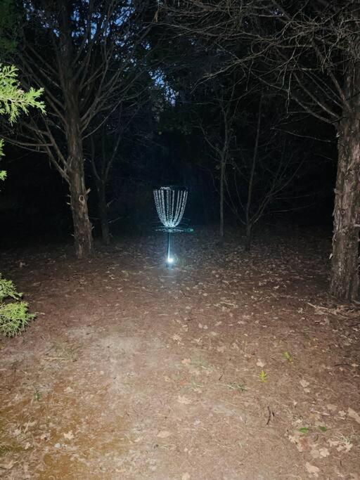 Bastrop Tiny Disc Golf Retreat Exterior foto