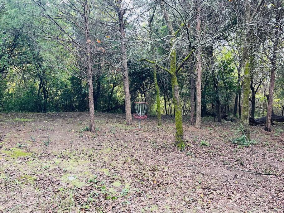Bastrop Tiny Disc Golf Retreat Exterior foto